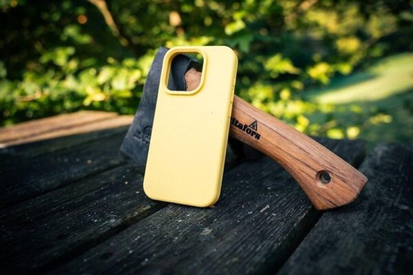 Magsafe Силиконов Калъф за iPhone 17 Pro Max, TACTICAL MagForce Velvet Smoothie Case, Жълт - Image 5